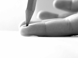 pencil-piercing-finger