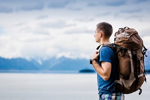 hiker-looking-at-horizon