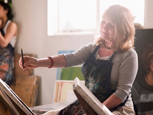 Woman in art class