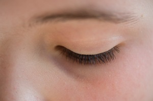 close-up-of-woman-with-eye-shut