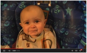 Mom sings to baby with best sale emotional reaction