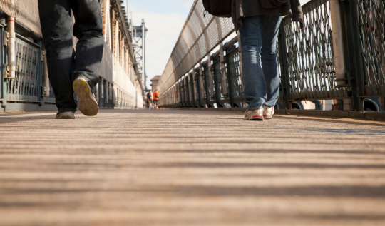 Walking on the Manhattan bridge