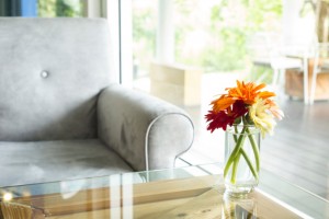 bouquet by couch