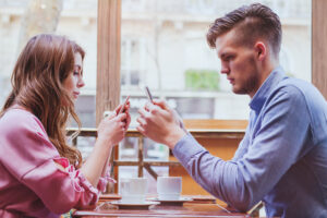 GoodTherapy | 3 Ways Technology Can Negatively Impact Your Relationships