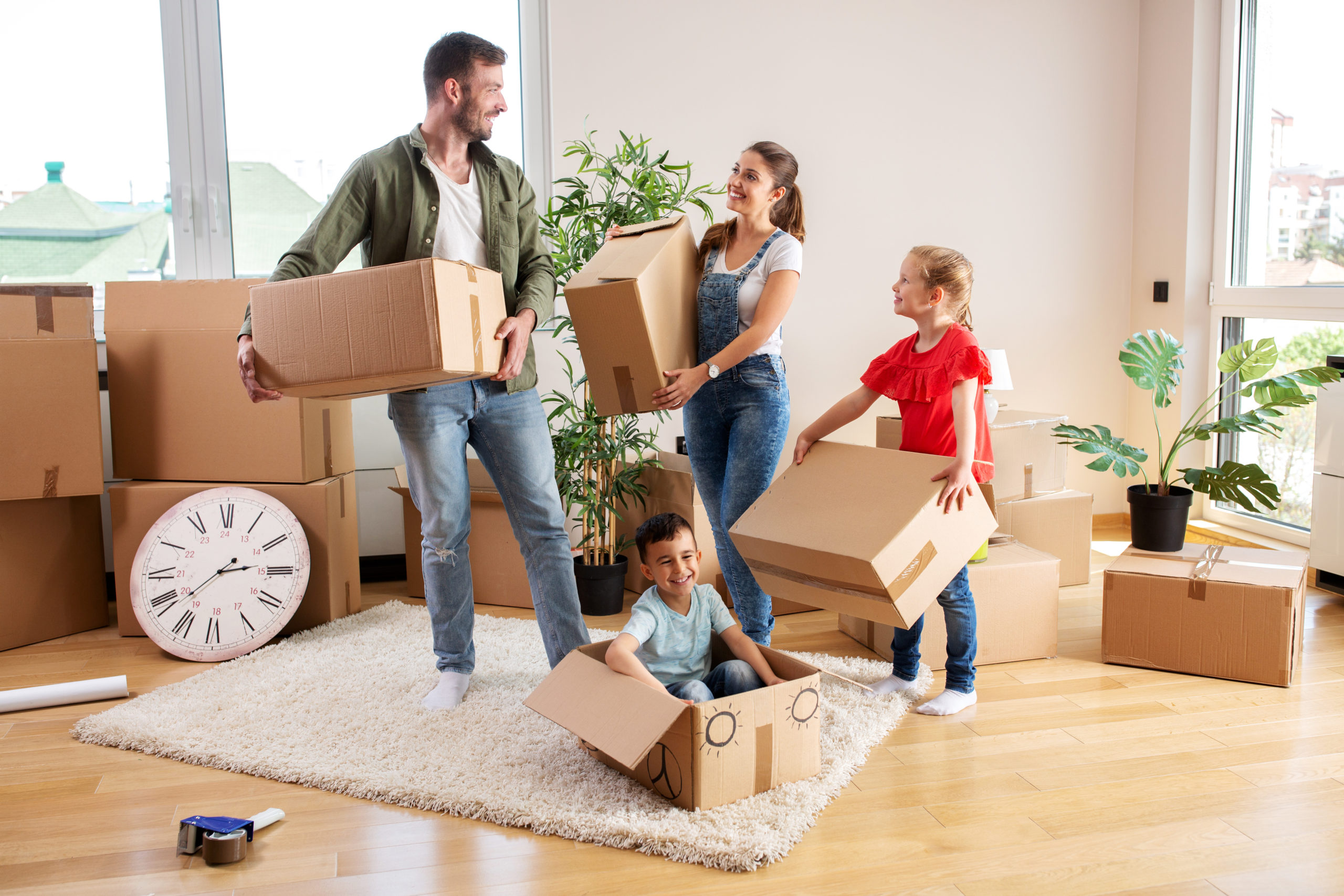 Managing Guardian-Little one Relationships Throughout Relocation to a New Nation 