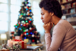 GoodTherapy | Unwrapping Holiday Anxiety: A Therapist's Perspective on Navigating Festive Stress