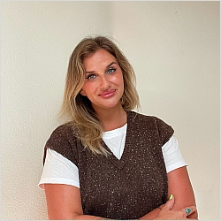 Sloane Rickman, Psychologist