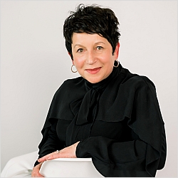 Margita Kapustova, Licensed Marriage and Family Therapist