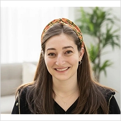 April Farael, Associate Marriage and Family Therapist