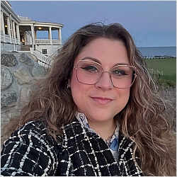 Athena Zazzaro, LMHC, ATR.