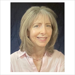 Jocelyn Lopatin, M.Ed., LMHC, Certified IFS therapist, Certified Hypnotherapist, Certified Focusing Trainer