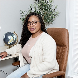 Lasha Perine, Associate Licensed Counselor