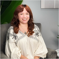 Elizabeth Roman, Licensed Social Worker