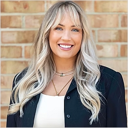 Alyssa Taylor, MA, M​a​s​t​e​r​s​ ​L​i​m​i​t​e​d​ ​P​s​y​c​h​o​l​o​g​i​s​t​ ​-​ ​T​e​m​p​o​r​a​r​y​ ​E​d​u​c​a​t​i​o​n​a​l​ ​L​i​m​i​t​e​d