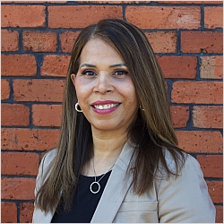 Ruth Alcantara-Zboinski, Licensed Clinical Social Worker