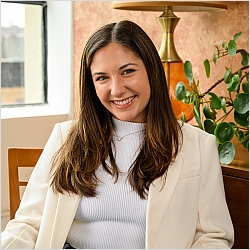 Emily  Stern, Licensed Mental Health Counselor