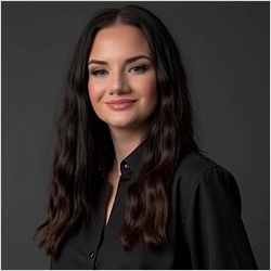 Justyna Rzewinski, Licensed Clinical Social Worker