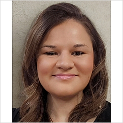 Alexis Izatt, ACMHC, ATR-P  Associate Clinical Mental Health Counselor  Provisionally Registered Art Therapist