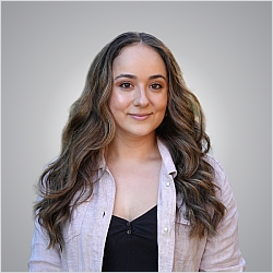 Stefania Enriquez, Licensed Mental Health Counselor- Limited Permit