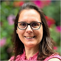 Carolina Rosa Astudillo, MSc Humanistic Psychotherapy, MUKCP