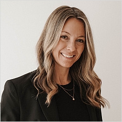 Celissa Vipond, Registered Social Worker, MSW