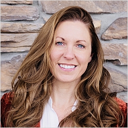 Alana Vosen, Licensed Clinical Professional Counselor, MS