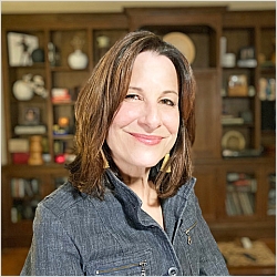 Mariel Pastor, MA, LMFT