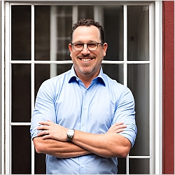 Todd Deutsch, Licensed Marriage and Family Therapist