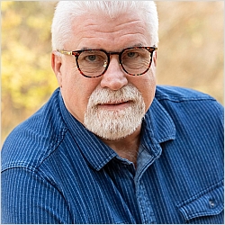 C  Shawn Oak, PhD, MSSW, Licensed Marriage and Family Therapist, ACS