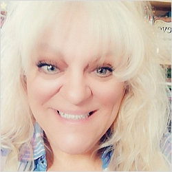 Dani Essex, Licensed Clinical Social Worker