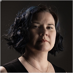 Wendy Aporta, Licensed Marriage and Family Therapist, Certified Clinical Trauma Professional