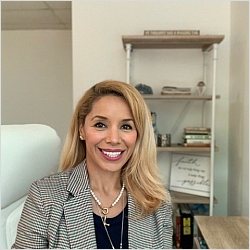 Luz Martinez, Counselor, MS, LHMC, CCM, MCAP