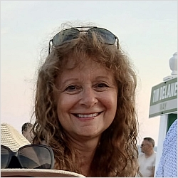 Laura McGee-Chiusano, LCSWR, CASAC