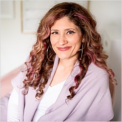 Kaji Martinez, MA, CMHS, LMHC