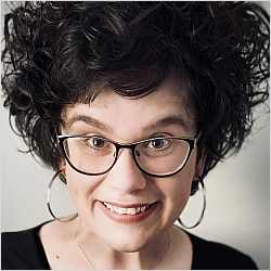 Sierra Shapiro,  Licensed Psychotherapist