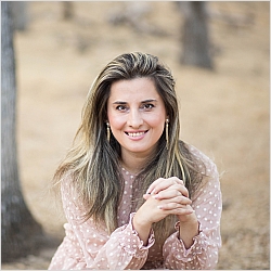 Madalina Coman, Licensed Marriage & Family Therapist