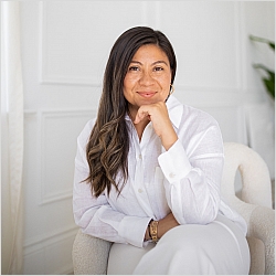 Sandra Godoy, MSW, RSW Psychotherapist