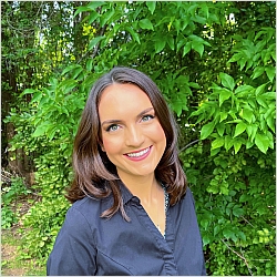 Julia Schafer MSW, SWC in