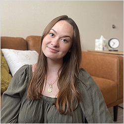 Elizabeth  Castellano, Licensed Professional Counselor