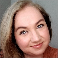 Lindsey Kiefer, Licensed Clinical Social Worker