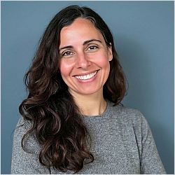 Vania Chopra, Registered Psychotherapist, MACP, BASc, IFS Level 2, RYT-200