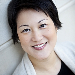 Debbie Vuong