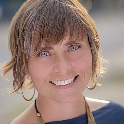 Maya Geyer, LCSW, SEP, BCPP, LMT