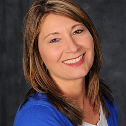 Robyn Looze, Licensed Clinical Social Worker