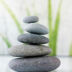 rocks-balancing