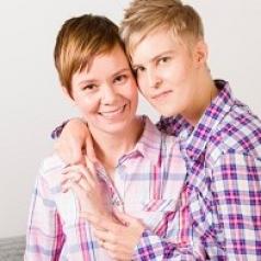 gay-couple-smiling