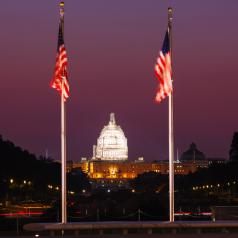 United States capitol building at night
