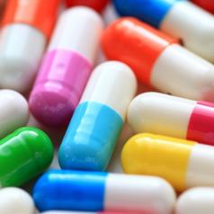 Multicolored capsules