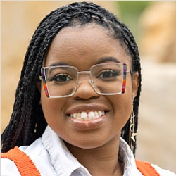 Kourtney Raven, Licensed Professional Counselor