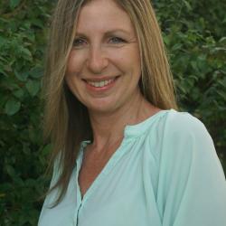 Margie Mader, LMFT, CHt